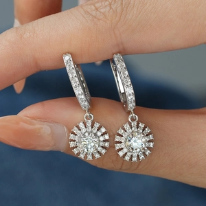 Orecchini a goccia girasole in argento S925 con moissanite e nappe scintillanti