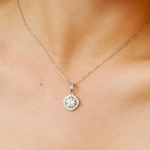 Classic S925 sterling silver halo necklace with 2ct round moissanite in square frame