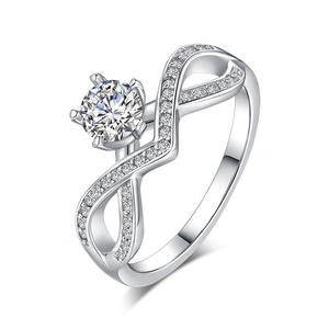 S925 sterling silver asymmetrical infinity ring with brilliant round moissanite stone