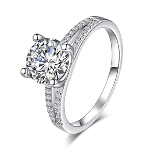 Luxurious S925 sterling silver moissanite ring with a split double-row band design