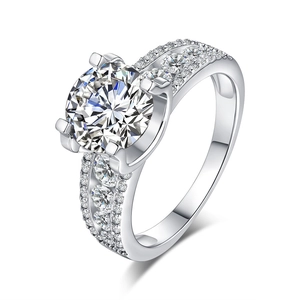 S925 sterling silver bull head ring with round moissanite in classic four-prong setting