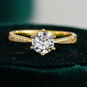 Bague en Argent Sterling 925 Serti à Six Griffes Moissanite Ronde pour Femme Zirconia Incrusté Bijoux de Mariage Engagement Style Coréen