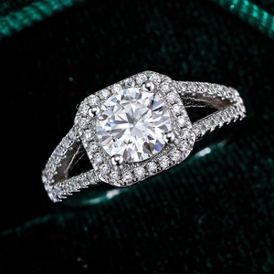 S925 sterling silver halo moissanite ring with split-shank diamond pavé band
