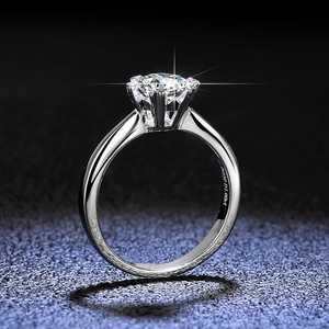 Classic 1ct moissanite ring with 925 silver six-prong setting and radiant fire sparkle