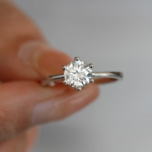 Classic six-prong 925 sterling silver moissanite ring for engagement and wedding