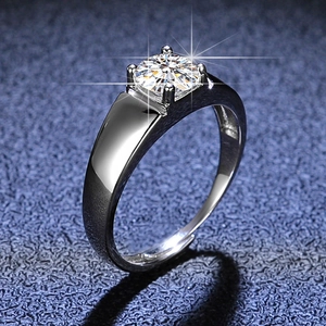 Classic S925 sterling silver moissanite ring with polished band and adjustable size