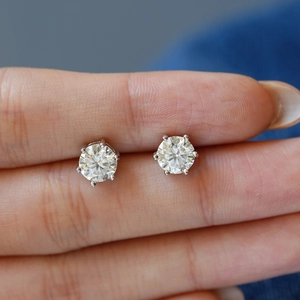 S925 silver six-prong moissanite stud earrings with classic round brilliant cut stones
