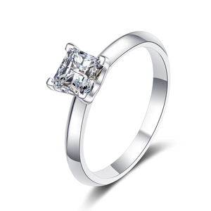 925 sterling silver princess cut moissanite ring with classic four-prong setting