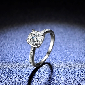 925 Sterlingsilber 1 Karat Moissanit Zirkonia Sechszackige Ochsenkopf Ring Luxus Hochzeit Verlobung Schmuck Für Damen