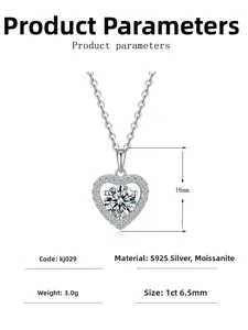 Detailansicht der Herz-S925-Silberkette mit 1 Karat Moissanit-Stein und Abmessungen