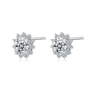 Elegant S925 sterling silver sunflower stud earrings with sparkling moissanite stones