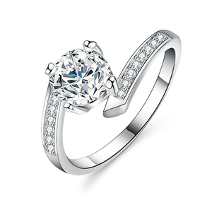 Classic 925 sterling silver moissanite ring with four-prong setting and twisted pavé band