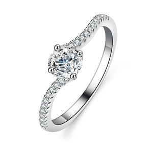 Bague moissanite en argent 925 avec pierre ronde 4 griffes et anneau bypass pavé