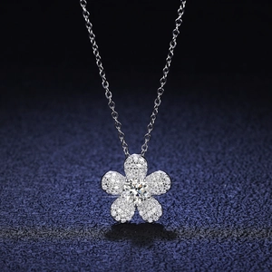 925 Sterling Silver Camellia Flower Pendant Necklace Elegant Moissanite Zirconia Clavicle Chain For Women Jewelry Gift