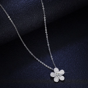 S925 sterling silver camellia flower pendant necklace with 1 carat moissanite and starfire