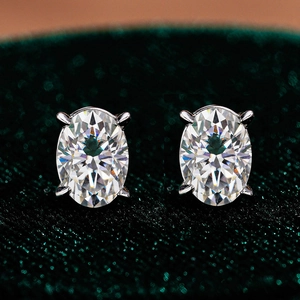 925 Sterling Silver Oval Cut Moissanite Zirconia Stud Earrings For Women Minimalist Four Prong Inlaid Ear Jewelry Gift