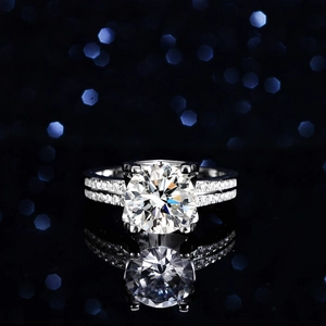 Classic 3-carat moissanite ring in S925 silver with double-row diamond band and 4-prong setting