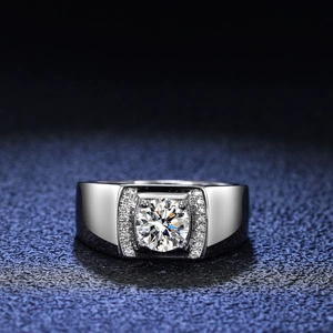Luxury 925 sterling silver moissanite ring for men with brilliant round cut center stone