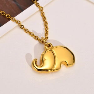 Minimalist Gold Elephant Pendant Necklace Stainless Steel Animal Elephant Jewelry For Women Lightweight Luxury Necklaces Gift
