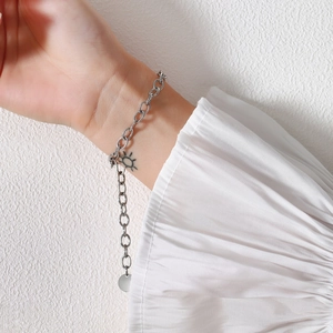 Bracelet Chaîne en Acier Titane Minimaliste Pour Hommes Femmes Couleur Acier Pendentif Rond Bijoux Géométriques Cadeau