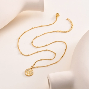 Collier en acier inoxydable doré avec chaîne à billes et pendentif rond à motif corail