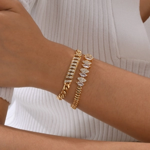 Luxurious Gold Plated Copper Cuban Link Bracelet For Women Rhinestone Inlaid Marquise Marquise-Cut Stone Fashion Jewelry Gift