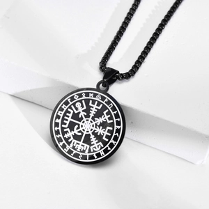 Collier Pendentif Boussole Viking Vegvisir Homme Acier Inoxydable Hip Hop Runes Nordiques Rond Noir Bijoux Cadeau