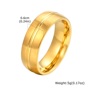 Détails de largeur 6mm et poids 5g de la bague en acier doré brossé avec rainure
