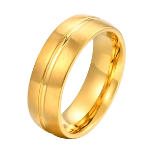 Bague en acier inoxydable doré avec texture brossée et rainure centrale élégante