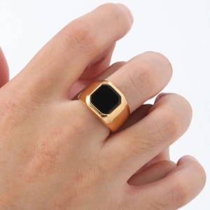 Chevalière unisexe en acier inoxydable doré avec onyx noir carré géométrique
