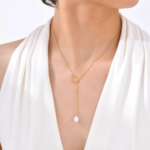 Minimalistische Edelstahl Y-Form Herz Lariat Halskette Mit Süßwasserperle Gold Überzogen Elegant Schmuck Für Damen