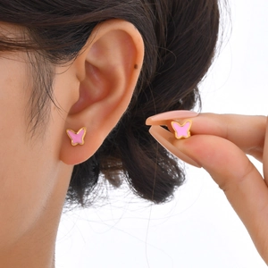 Orecchini a Bottone a Farfalla in Acciaio Inossidabile con Smalto Rosa Placcato Oro Forma Animale Gioielli di Moda per Donna