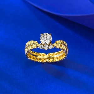 Classic S925 gilded silver wheat ear ring with a round center diamond and leaf carving