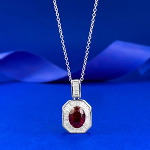 Collier Pendentif Rouge Sang de Pigeon en Argent Sterling 925 Octogonal Art Déco Strass Incrusté Chaîne de Clavicule Femme