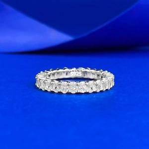 Sparkling S925 sterling silver eternity ring featuring oval cut cubic zirconia stones