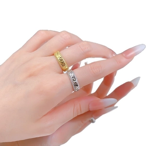 S925 sterling silver rings in gold and silver finish with crushed ice texture design