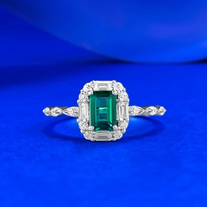 Vintage 925 Sterling Silver Emerald Cut Green Rhinestone Ring For Women Elegant Geometric Halo Engagement Wedding Party Jewelry