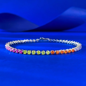 Bracelet tennis arc-en-ciel en argent 925 avec des pierres précieuses multicolores