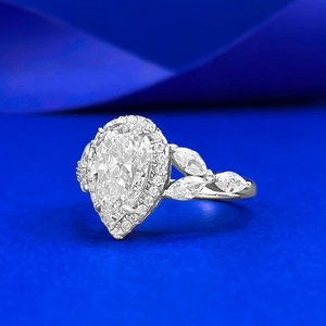 Bague luxueuse en argent S925 avec pierre poire de 3ct et détails marquise