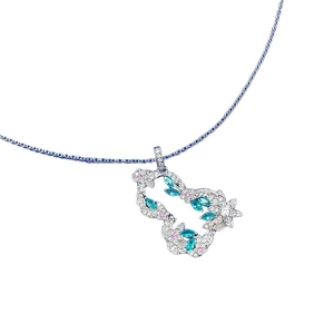 Collana con pendente Wulu in argento S925, gemme verdi e fiori in pavé bianco