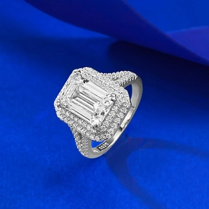 Bague de luxe en argent S925 avec diamant taille émeraude 3,5 carats et serti double halo