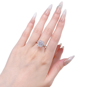 Elegant 925 sterling silver ring with 5 carat radiant cut ice flower carbon diamond