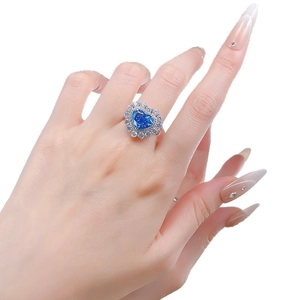Bague luxueuse en argent S925 avec saphir bleu en forme de cœur 9x11mm et halo de diamants
