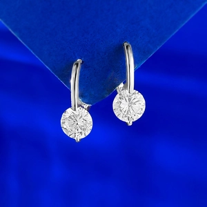 Boucles d'oreilles clous en argent S925 avec zircons ronds scintillants de 7 mm de large