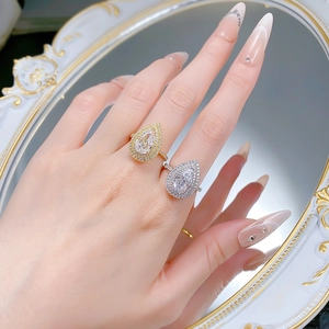 Elegant S925 silver pear-cut diamond ring set in gold and silver luxury finish