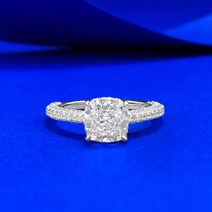 Luxury 925 Sterling Silver Radiant Cut Rhinestone Ring Elegant Pave Inlaid Engagement Band For Women Fine Jewelry