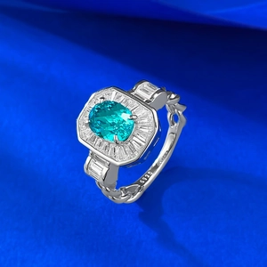 Bague de luxe en argent 925 avec gemme paraiba de 1,5 carat et halo de zircons cubiques