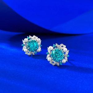 Boucles d'oreilles fleur en argent S925 avec gemme bleue et perles blanches