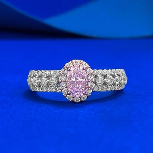 Bague luxueuse en argent S925 avec pierre rose ovale et pavage de diamants halo