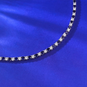 Bracelet tennis en argent S925 serti de gemmes bleu royal et de diamants brillants